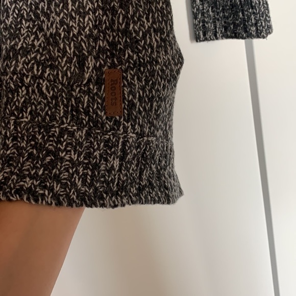 Roots  Canada cardigan - Picture 6 of 6